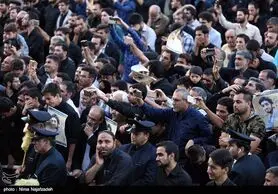 مراسم وداع با پیکر شهید محسن حججی در حرم مطهر رضوی