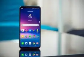 تست مقاومت بدنه ال جی V30 را ببینید