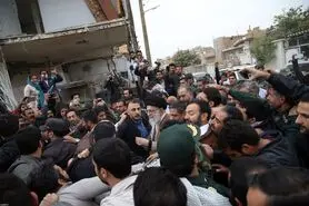 گزارش تصویری از حضور رهبرانقلاب در مناطق زلزله‌زده