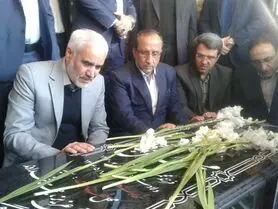 حضور استاندار اصفهان بر سر مزار شهید حججی