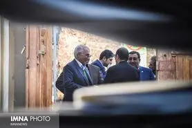 بازدید شهردار اصفهان از نمایشگاه آثار "آنتونی کرگ"