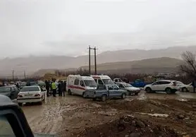 تراکم خودروهای امدادی در پادنا