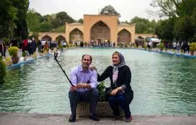 نصف جهان درتدارک میزبانی
