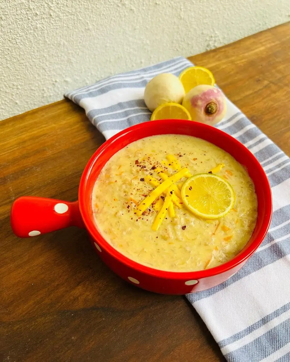 طرز تهیه سوپ شلغم برای سرماخوردگی و گلودرد به روش ساده