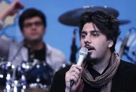 احسان خواجه امیری در اصفهان می خواند