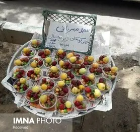 سبد مهربانی میوه فروش اصفهانی برای کودکان