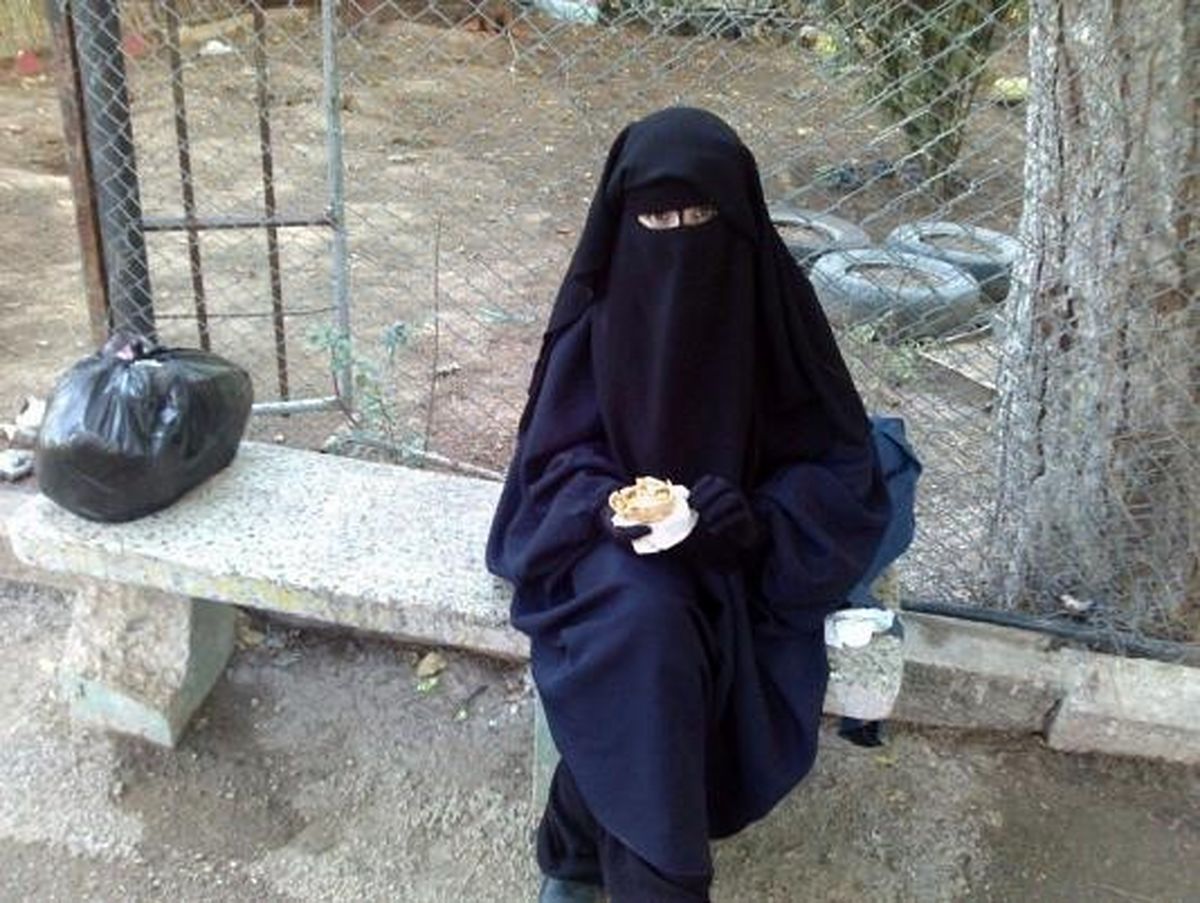 سرگذشت بیوه داعشی از ازدواج با یک تروریست تا فرار از حبس خانگی
