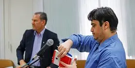 نگاهی به ۵ جلسه محاکمه روح‌الله زم؛ از عشق و عاشقی زم تا دستور صلواتی برای تحویل یک کتاب