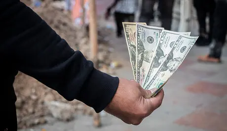 قیمت دلار تا کجا کاهش می‌یابد؟