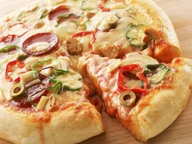  طرز تهیه ی خمیر پیتزا در منزل