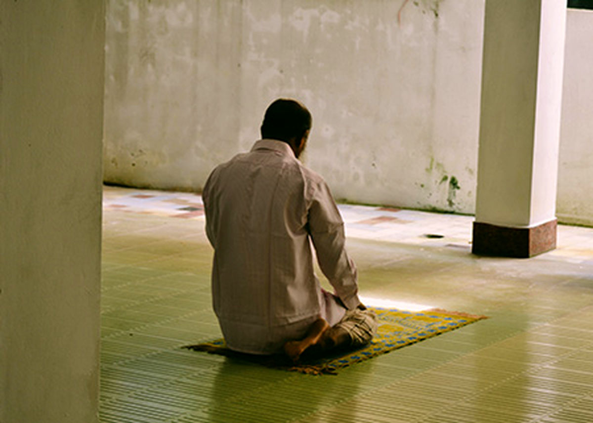 ﻿ طریقه خواندن نماز شب و روز دوشنبه