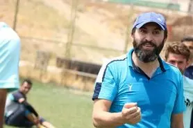 لطیفی: نیمکت استقلال به همان اندازه که جذاب است، می‌تواند خطرناک نیز باشد
