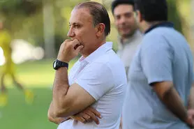 رئیس فدراسیون از فوتبالی‌ها استفاده کند/ پرسپولیس شانس اول است