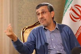 احمدی‌نژاد: از هیچ کسی نمی ترسم /وقت انتخابات مطالبی دارم که می گویم