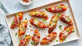 طرز تهیه اسنک گوجه فرنگی