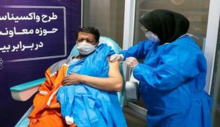آزمایش واکسن ایرانی روی پاکبان‌ها صحت ندارد
