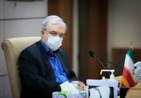 دستور وزیر بهداشت برای تزریق واکسن کرونا به دانشجویان علوم پزشکی و پیراپزشکی