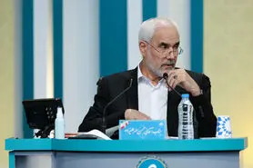 برنامه‌هایم را در سه کتاب منتشر کرده‌ام/ ۴۲ سال سابقه کار دارم