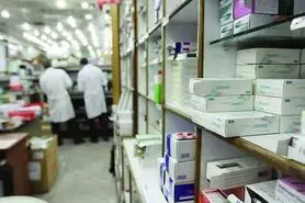 شوراهای شهر از قانون تمکین کرده و داروخانه‌ها را موسسه پزشکی لحاظ کنند