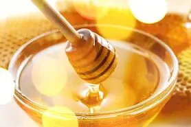 ۶ خاصیت بی‌نظیر عسل را بشناسید