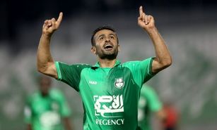 امید ابراهیمی در لیگ قطر ماندنی شد