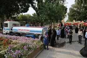آبرسانی سیار در برخی نقاط شهر اصفهان