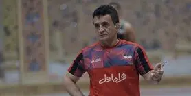 بنا برای تشویق شاگردانش دست به جیب شد/ هدیه دلاری آقای خاص به فرنگی کاران