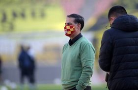 آذری: غوغا سالاری خواسته فوتبال ایران است