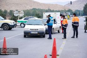 اعمال قانون حدود ۷۰۰ خودرو متخلف در اصفهان