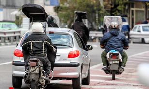 گواهینامه موتورسیکلت به بانوان داده نمی‌شود