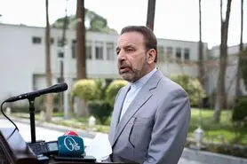 توضیح واعظی درباره تاخیر روحانی در دیدار با رهبری
