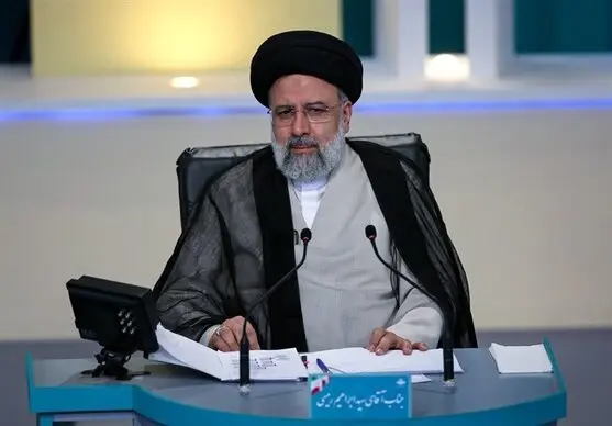 آیت‌الله رئیسی در مراسم تنفیذ: پیام انتخابات ۲۸ خرداد تغییر وضع موجود بود
