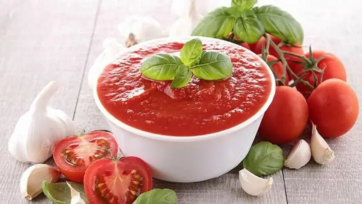 رب گوجه فرنگی در بازار با چه قیمتی به فروش می‌رسد؟