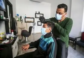 خدمات آرایشگری نرخ‌نامه درستی ندارد/ آرایشگران باید واکسینه شوند