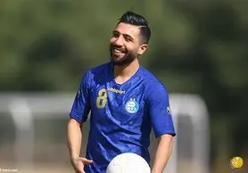 فرشید اسماعیلی در ترکیب اصلی استقلال برابر الهلال؟