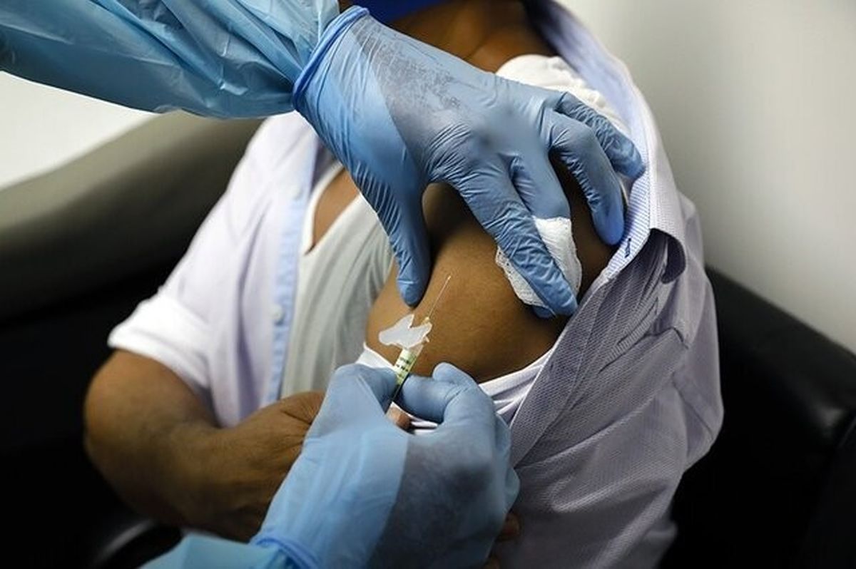 تنها ۱۳ درصد از مردم ایران دُز اول واکسن کرونا را دریافت کرده‌اند