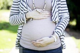 مادران باردار در منزل واکسن کرونا را دریافت می‌کنند