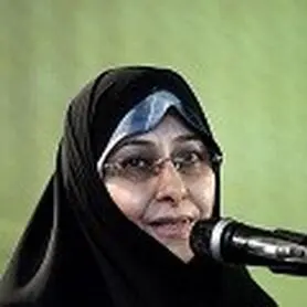 انسیه خزعلی: برای حجاب رنگ تعیین نکنید