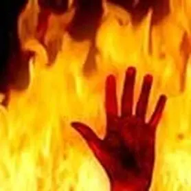 خودسوزی زن ۴۲ساله روبروی یک پمپ‌بنزین