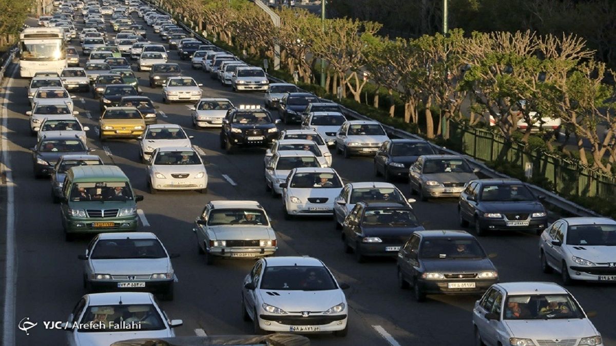 ترافیک سنگین در در آزادراه قزوین - کرج