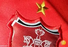 پرسپولیس تبلیغات محیطی را می‌گیرد؟