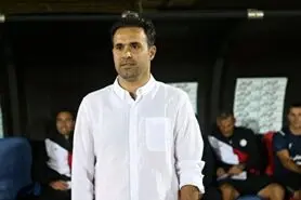 نصرتی: پرسپولیس در دفاع راست و چپ مشکل دارد