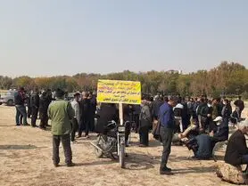 آب از اصفهان به بیراهه‌ می‌رود/ کشاورزان راهی جز اعتراض ندارند