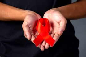 علائم و مراحل ایدز یا HIV