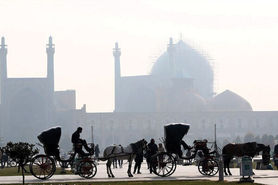    آلودگی هوای اصفهان  با حرف درمان نمی‌شود