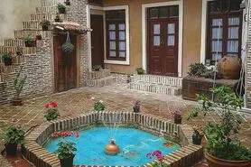 بدرود خانه پدری