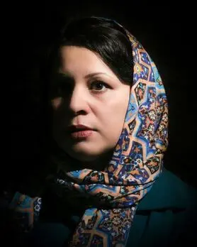 زندگی روی سنگ مرده‌شورخانه