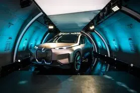 سوپرایز بی ام و با ارائه خودرویی بنام " iNEXT"