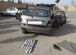 کشف تریاک جاساز شده در باک پراید