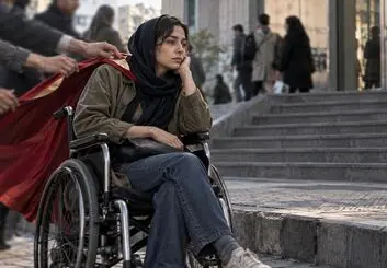خستگی قهرمان‌هایی که اجازه ندارند خسته شوند